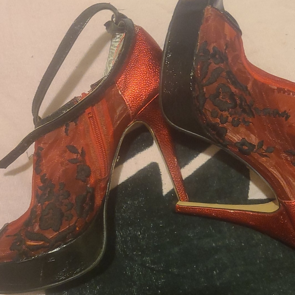 Red & black lace stilettos